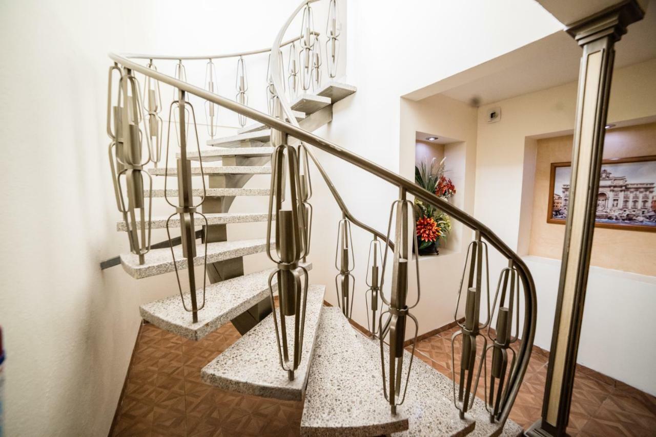 Hotel Elizabeth Central Агуаскалиентес Екстериор снимка