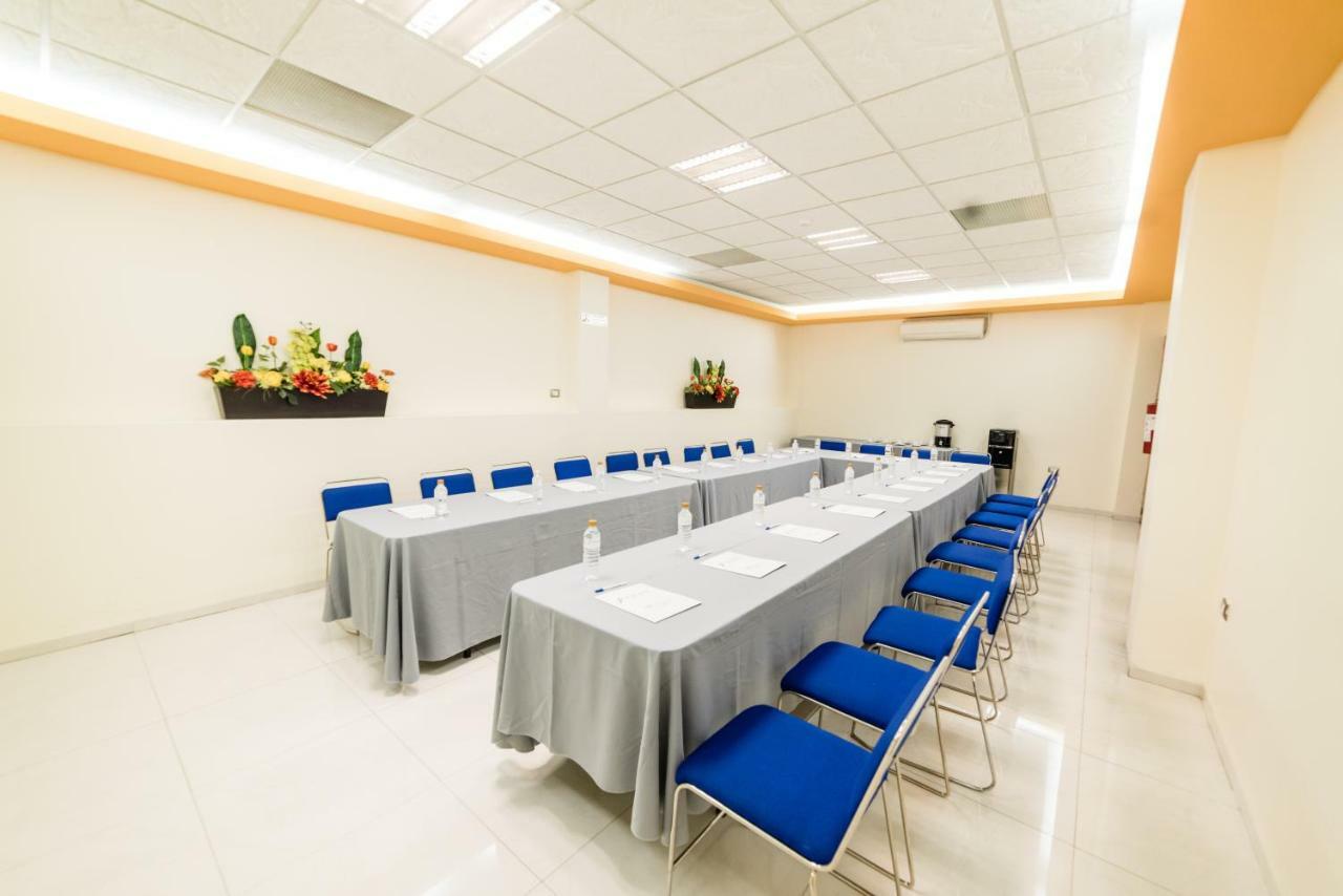 Hotel Elizabeth Central Агуаскалиентес Екстериор снимка