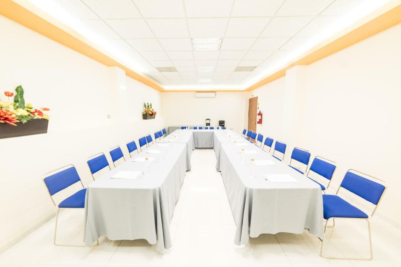 Hotel Elizabeth Central Агуаскалиентес Екстериор снимка